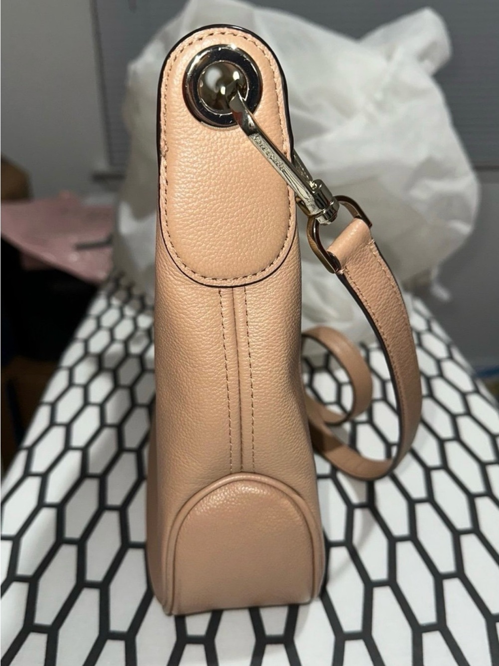 Kate Spade Leather Crossbody Bag with Coin
Pouch and 2 Straps - Picture 4 of 9